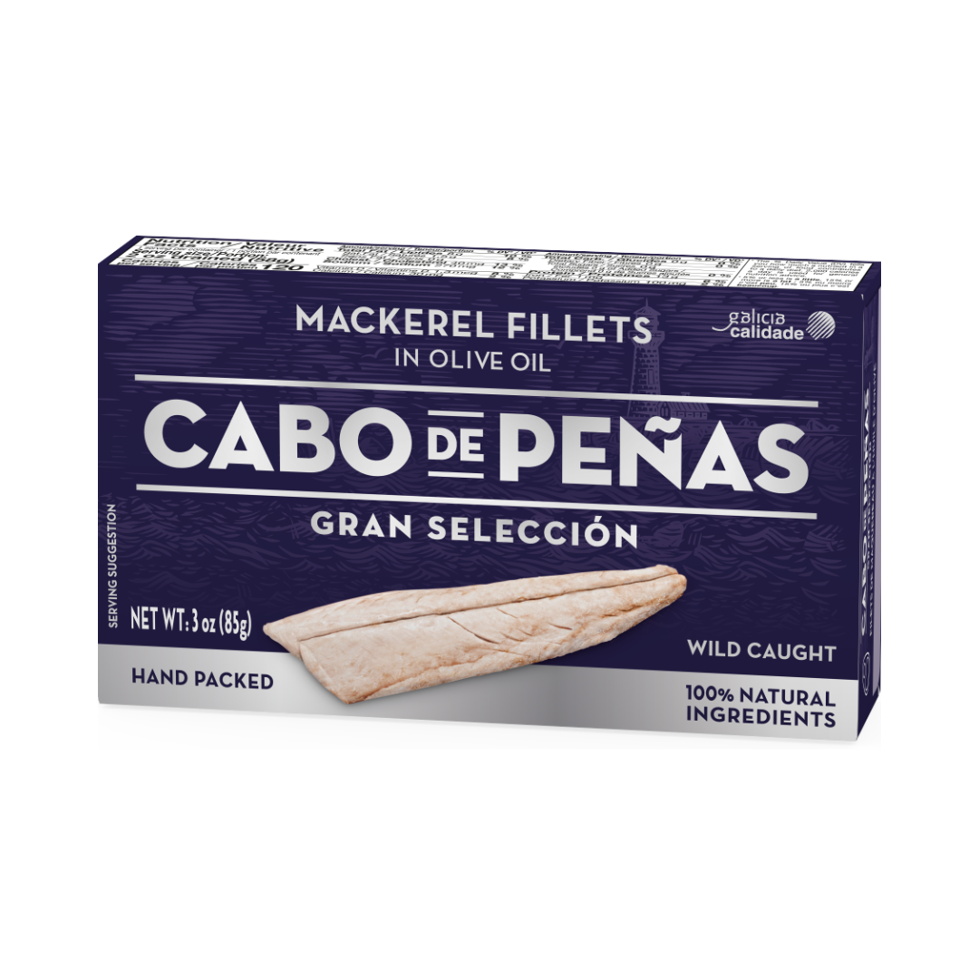 A product photo of a tin of Cabo de Peñas mackerel.